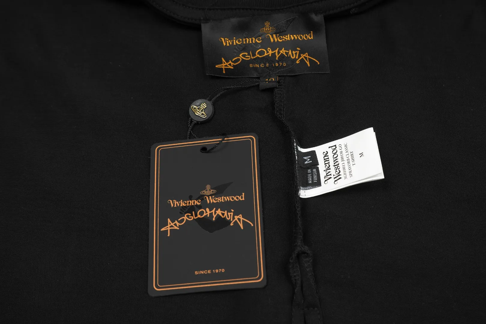 vivienne west wood West Queen Mother's Pattern Embroidery Heavy Industry Saturn Long Sleeves Very practical for inner wear and outer wear Hem matching slit design Full range of correct accessories Every detail is fully restored Straight to full size Size: XS S M L Black White